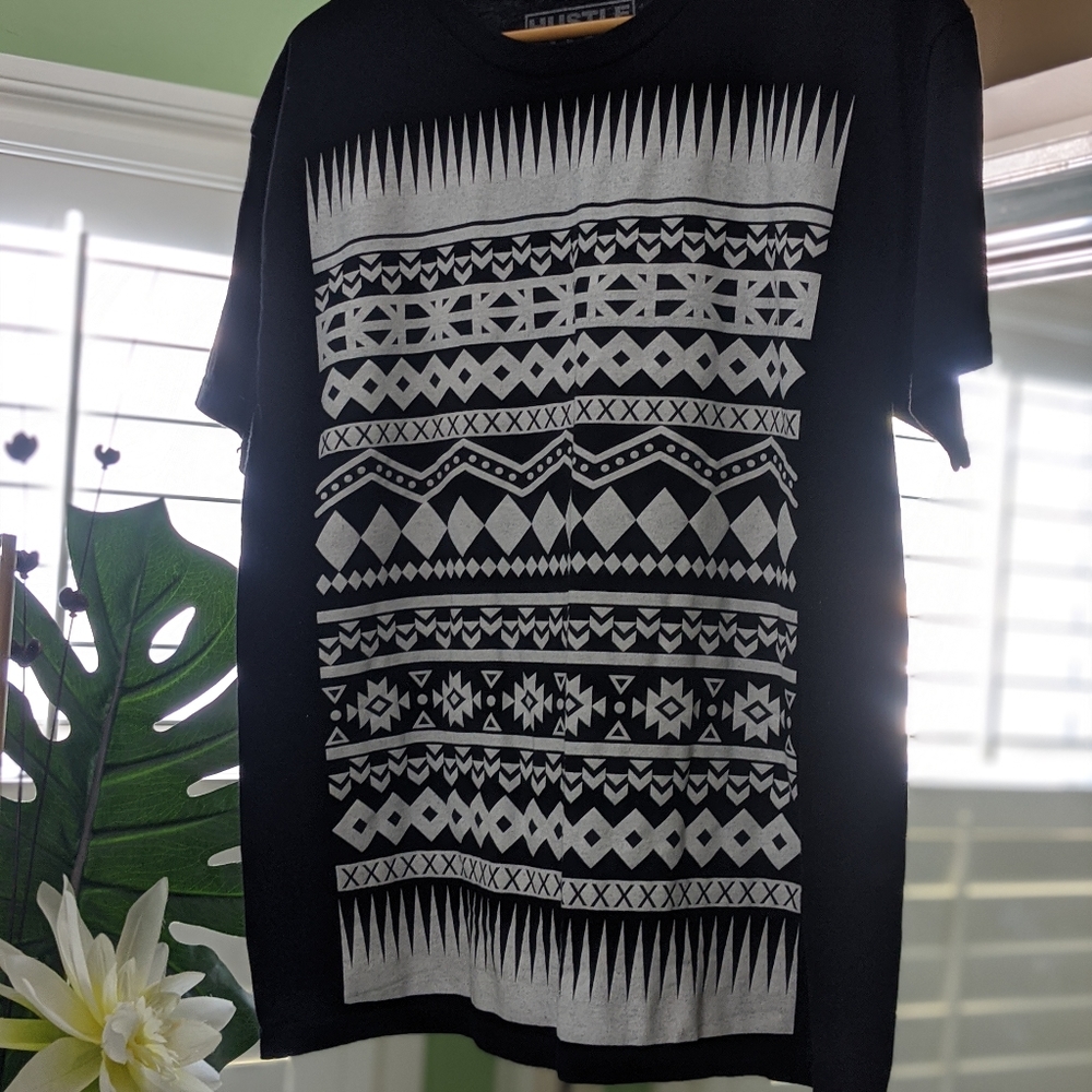 Tribal pattern 100% Cotton tee